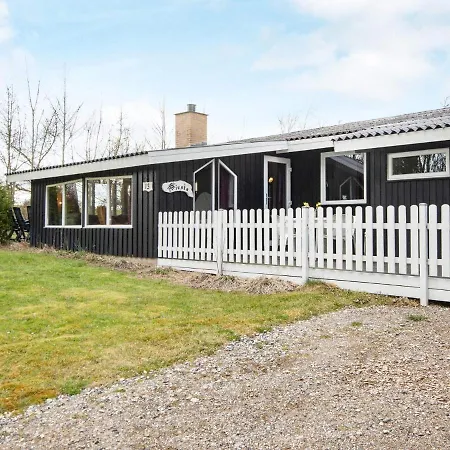 10 Person Holiday In R Nde Rønde