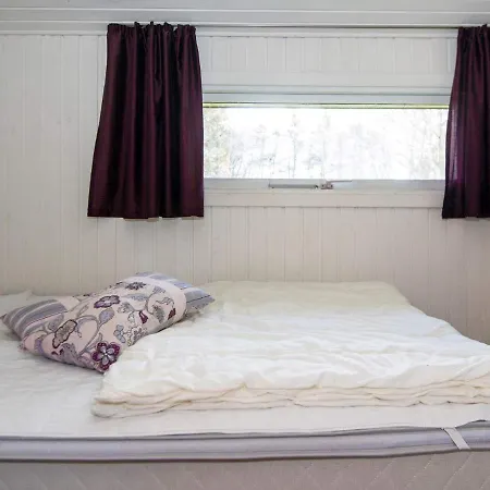 10 Person Holiday In R Nde * Rønde