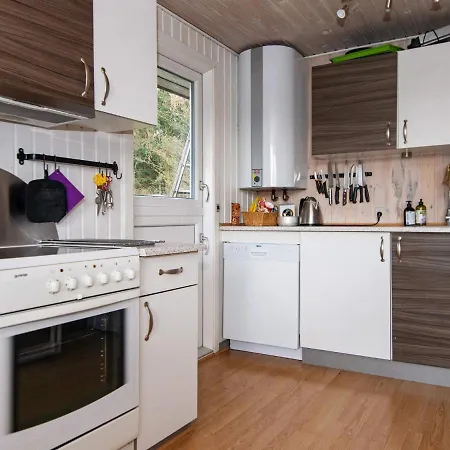 10 Person Holiday In R Nde Rønde